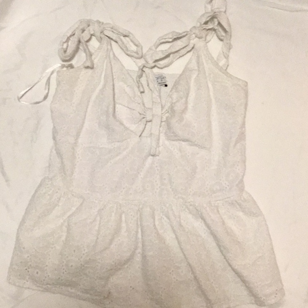Aesthetic white shirt with tie-able straps